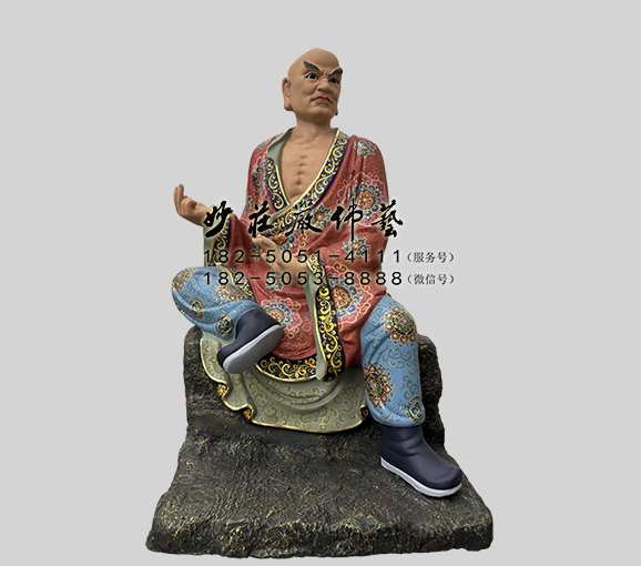 诺迦跋哩陀尊者塑像