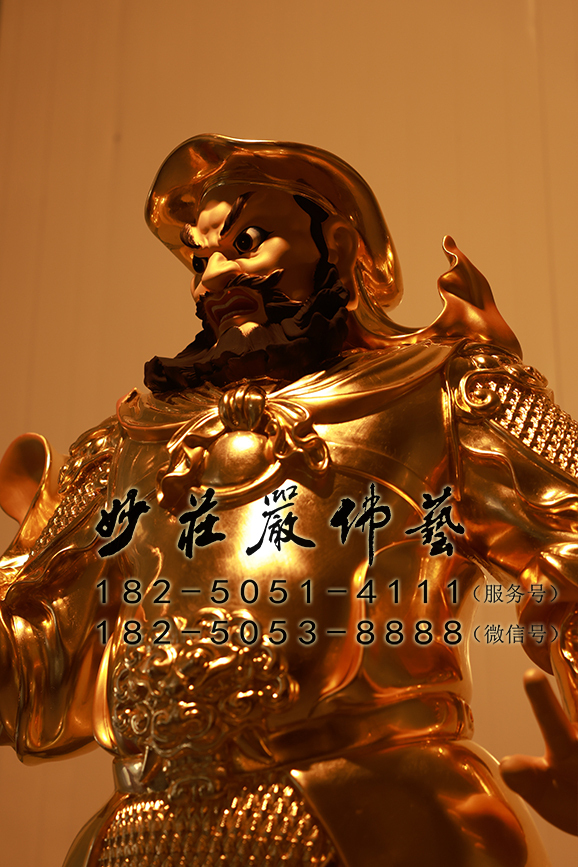 周仓神像侧面近照实拍图 周仓神像侧面近照实拍图